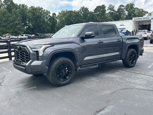 Used 2025 Toyota Tundra Limited w/ TRD Off-Road Package AWD/4WD image 4