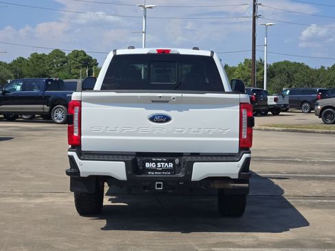Used 2024 Ford F250 Lariat w/ Sport Appearance Package AWD/4WD image 6