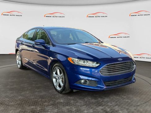 Used 2016 Ford Fusion SE AWD/4WD image 5