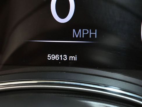 Used 2020 Jeep Grand Cherokee Overland image 31