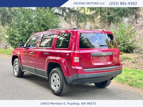 Used 2012 Jeep Patriot Sport image 3