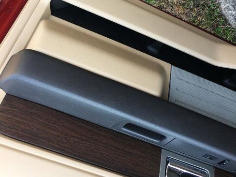 Used 2014 Ford F150 Lariat w/ Equipment Group 501A Mid image 13