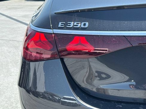Used 2025 Mercedes-Benz E 350 Sedan image 9