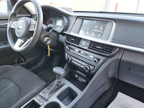 Used 2019 Kia Optima LX image 13