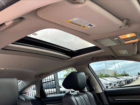Used 2022 Honda Accord Touring image 21