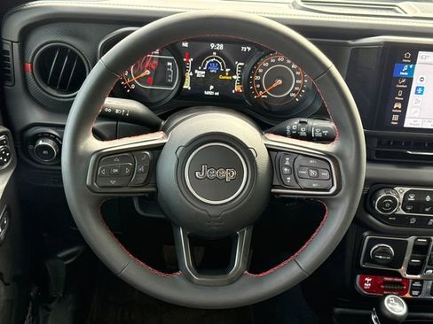 Used 2024 Jeep Wrangler Unlimited Rubicon w/ Convenience Group AWD/4WD image 13