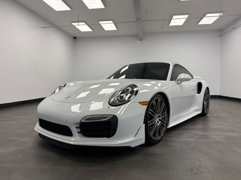 Used 2015 Porsche 911 Turbo S AWD/4WD image 4
