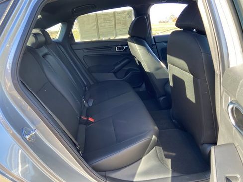 Used 2025 Honda Civic Sport image 13
