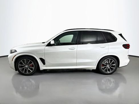New 2026 BMW X5 xDrive50e AWD/4WD image 4