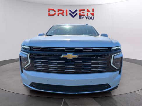 New 2026 Chevrolet Suburban High Country AWD/4WD image 8