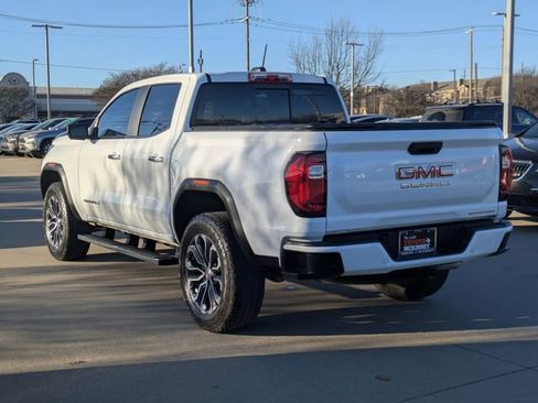 Used 2024 GMC Canyon Denali image 8