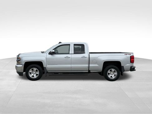 Used 2018 Chevrolet Silverado 1500 LT w/ All Star Edition AWD/4WD image 5