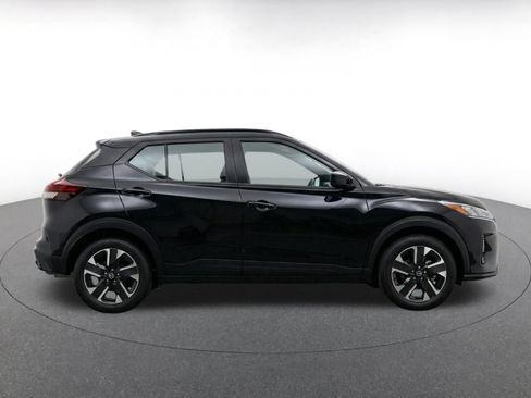 Used 2026 Nissan Kicks SV w/ Cold Weather Package AWD/4WD image 10