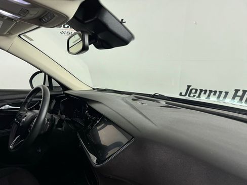 Used 2022 Buick Envision Preferred image 31