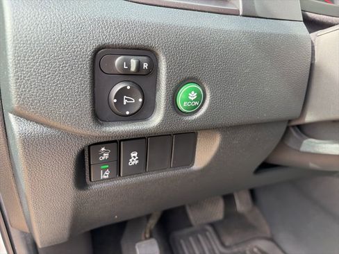 Used 2022 Honda Pilot EX-L image 12