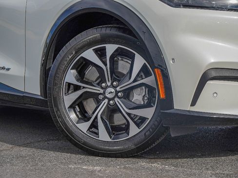 Used 2022 Ford Mustang Mach-E Premium image 1