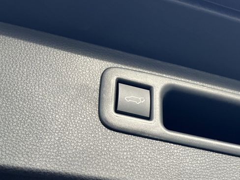 New 2026 Toyota Highlander Limited image 21