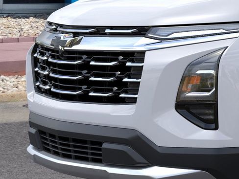 New 2026 Chevrolet Equinox LT w/ Convenience Package II image 17