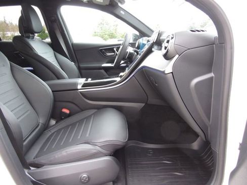 New 2026 Mercedes-Benz GLC 300 4MATIC image 18