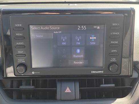 Used 2022 Toyota RAV4 XLE image 23