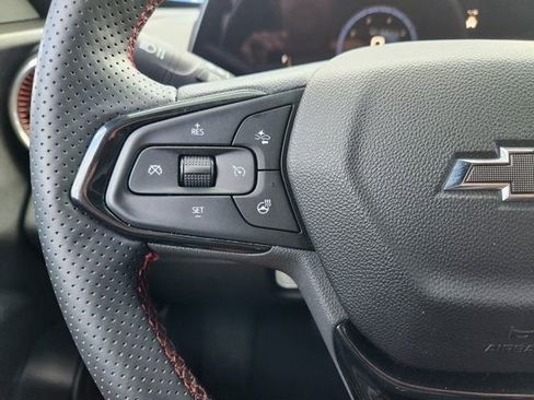 Used 2025 Chevrolet Trax RS w/ Driver Confidence Package image 28