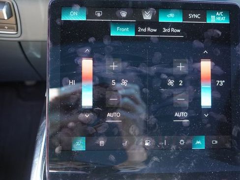 Used 2025 Cadillac Escalade IQ Luxury 2 w/ LPO, Premium Carpet Package AWD/4WD image 32