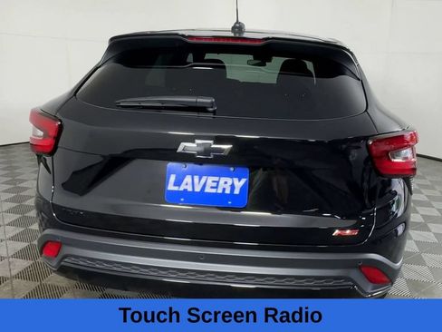 Used 2025 Chevrolet Trax RS w/ Driver Confidence Package FWD image 11