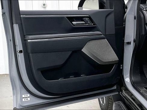 New 2025 GMC Sierra EV Denali image 11