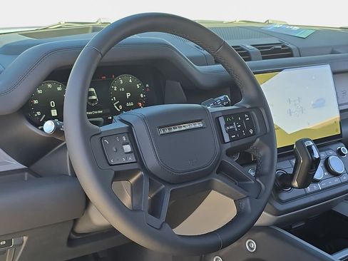 New 2026 Land Rover Defender 90 V8 AWD/4WD image 16