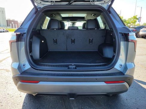 New 2026 Chevrolet Equinox LT w/ Convenience Package II AWD/4WD image 24