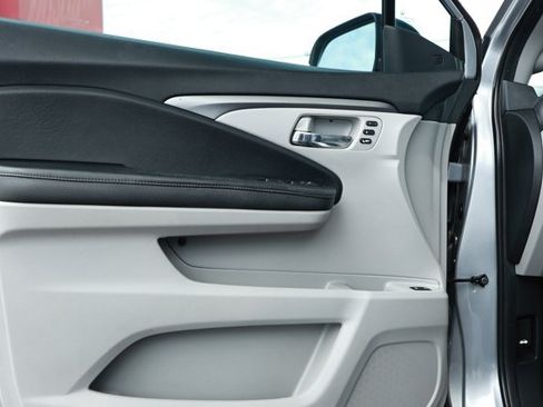 Used 2022 Honda Pilot EX-L image 25