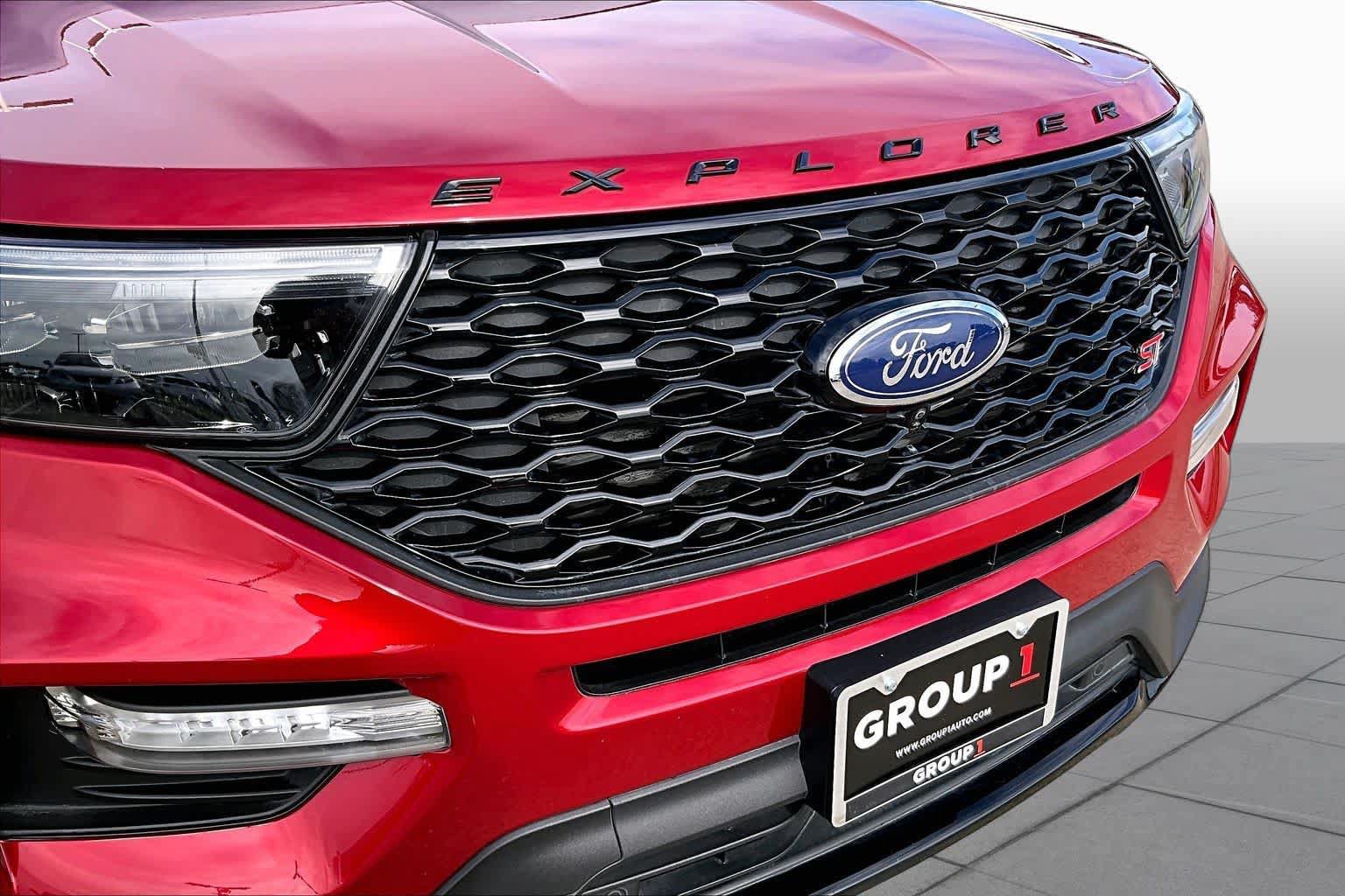Used 2020 Ford Explorer ST w/ ST Street Pack AWD/4WD image 27