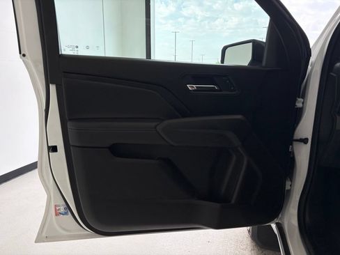 Used 2024 Chevrolet Colorado LT w/ LT Convenience Package II AWD/4WD image 26