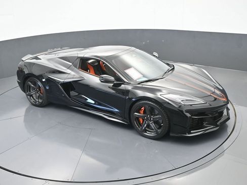 Used 2025 Chevrolet Corvette Z06 image 54