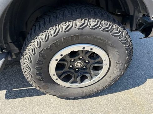 Used 2023 Ford Bronco Badlands AWD/4WD image 10