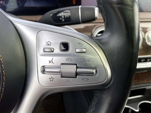 Used 2019 Mercedes-Benz S 560 4MATIC Sedan image 17
