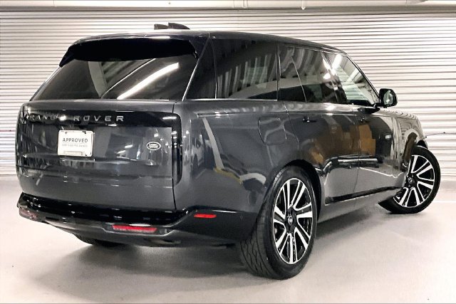 Certified 2023 Land Rover Range Rover SE AWD/4WD image 13