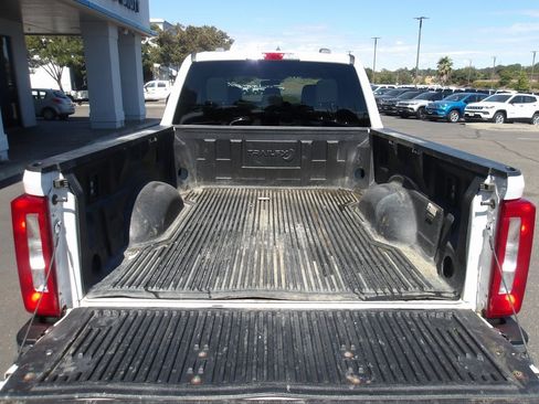 Used 2024 Ford F250 XLT image 7