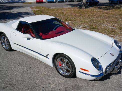 Used 2003 Chevrolet Corvette Convertible w/ Preferred Equipment Group1 image 15