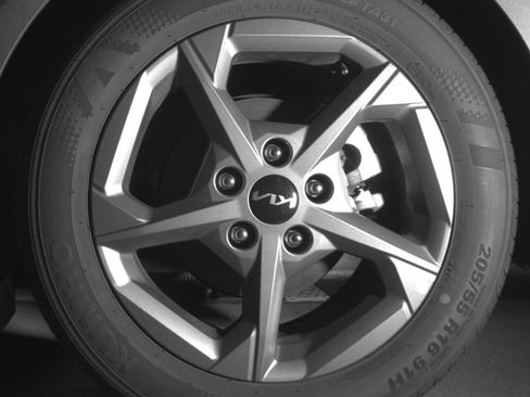 Used 2025 Kia K4 LXS image 14