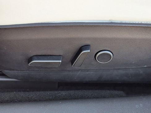 Used 2022 Tesla Model 3 Long Range image 24