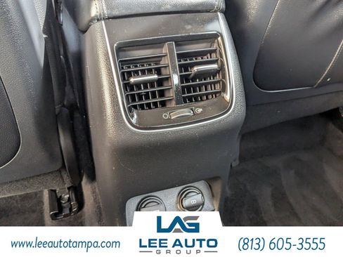 Used 2017 Kia Cadenza Premium image 13