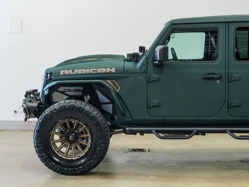 Used 2025 Jeep Wrangler Unlimited Rubicon w/ Technology Group image 58