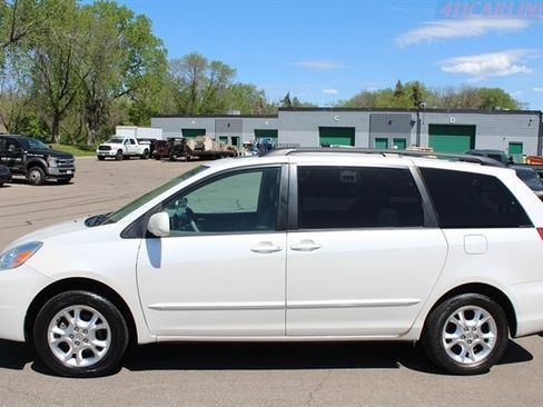Used 2005 Toyota Sienna XLE Limited AWD/4WD image 6