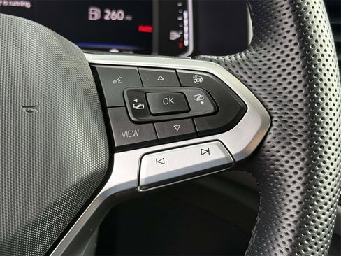 Used 2022 Volkswagen Atlas SEL Premium image 29