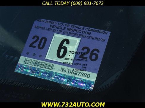 Used 2011 Toyota Camry LE image 23