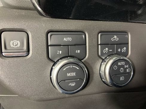 Used 2026 GMC Sierra 1500 Elevation AWD/4WD image 31