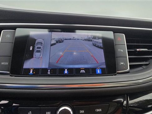 Used 2023 Buick Enclave Avenir w/ Avenir Technology Package image 40