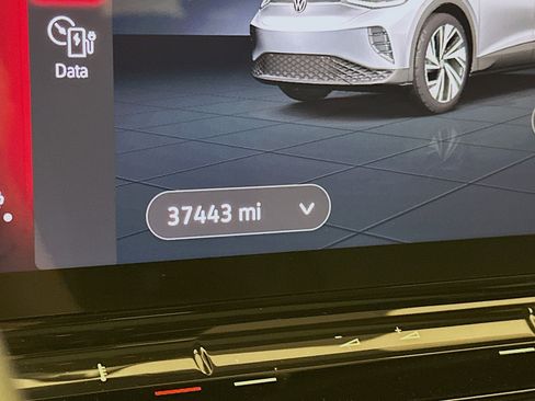 Used 2023 Volkswagen ID.4 Pro S Plus AWD/4WD image 19