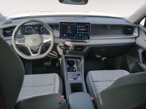 New 2025 Volkswagen Tiguan S AWD/4WD image 10